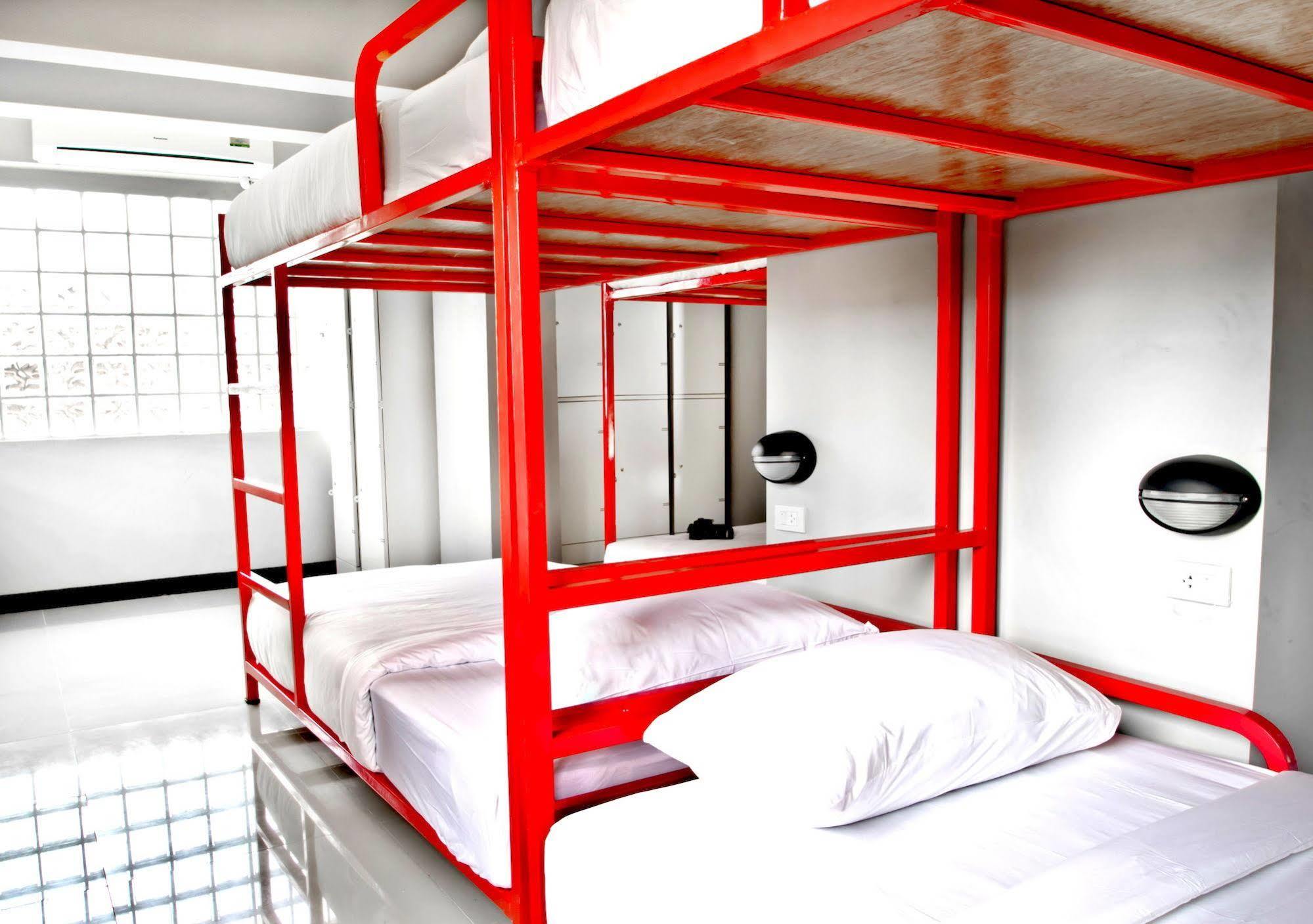 So Hostel Chiang Mai Bagian luar foto